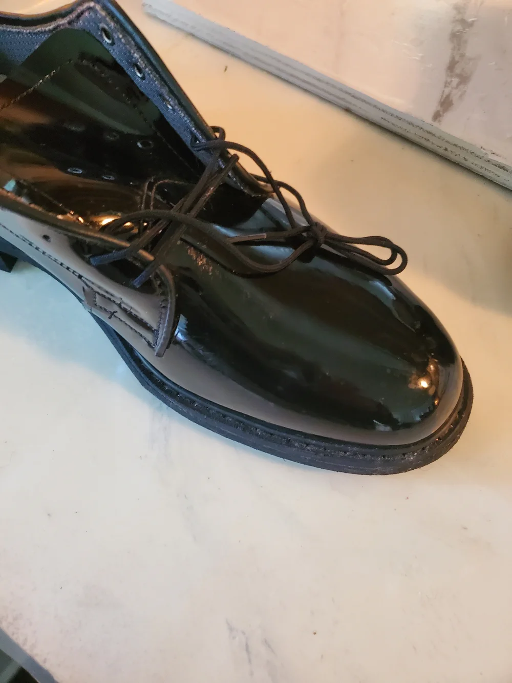 Bates Black Patent Leather Lace-Up Oxfords
